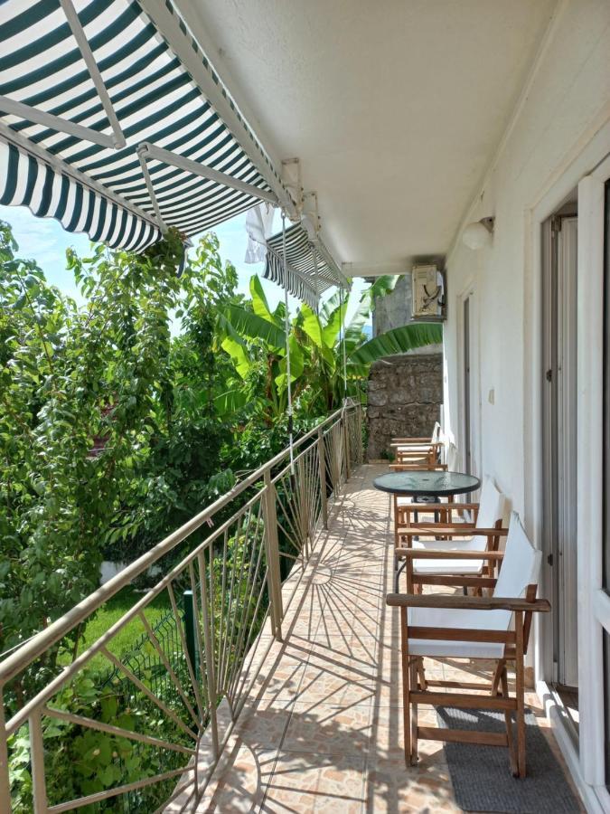 Villa Angelina Kumbor Ngoại thất bức ảnh